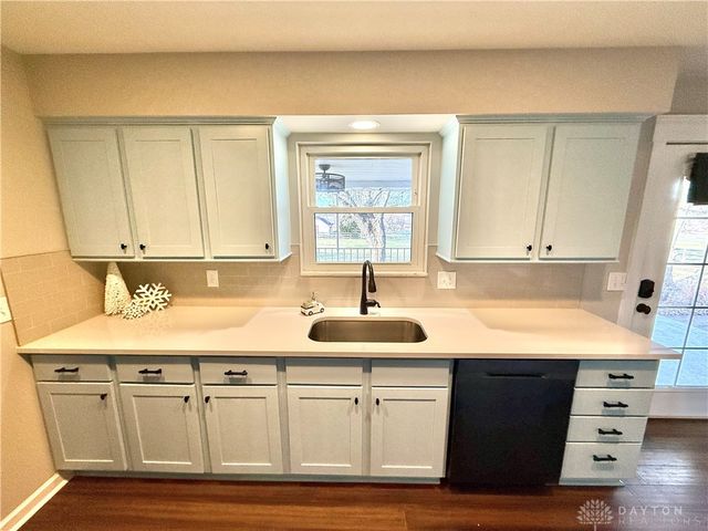 6189 Lesourdsville West Chester Road, Liberty Twp, OH 45011