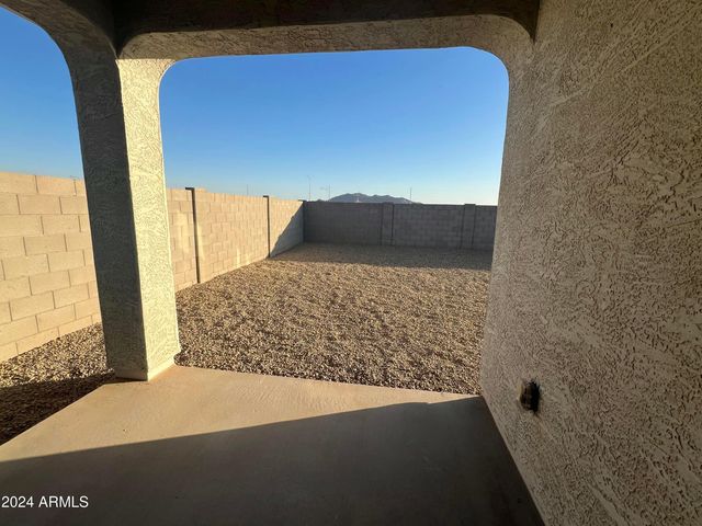 1575 E Lardner Drive, Casa Grande, AZ 85122