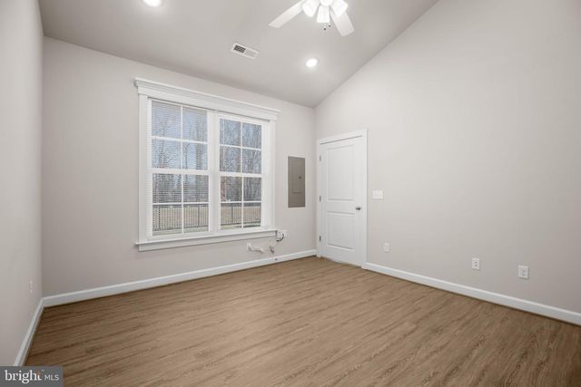 5711 FINLEY ROSE CT, Fredericksburg, VA 22407