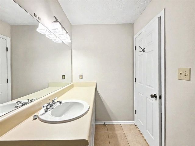 1702 Country Park SE Drive, Smyrna, GA 30080