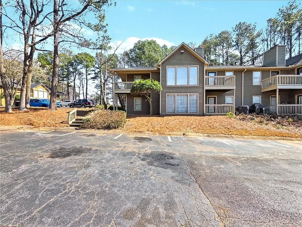 1702 Country Park SE Drive, Smyrna, GA 30080