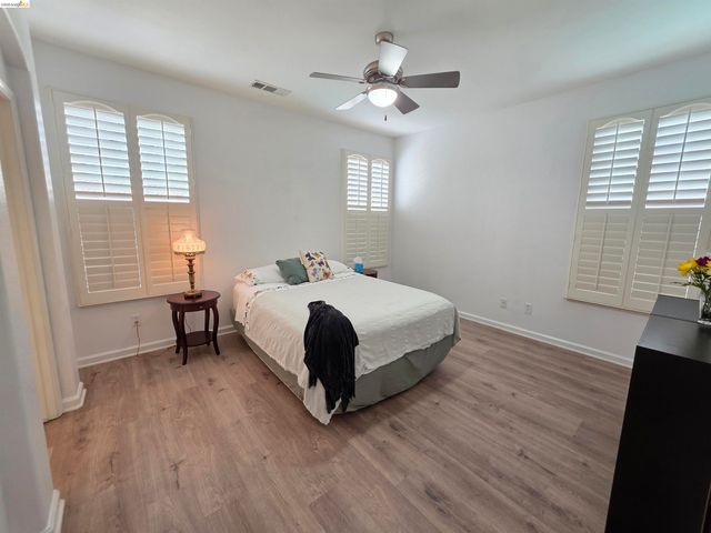 2607 Glow Rd, Riverbank, CA 95367