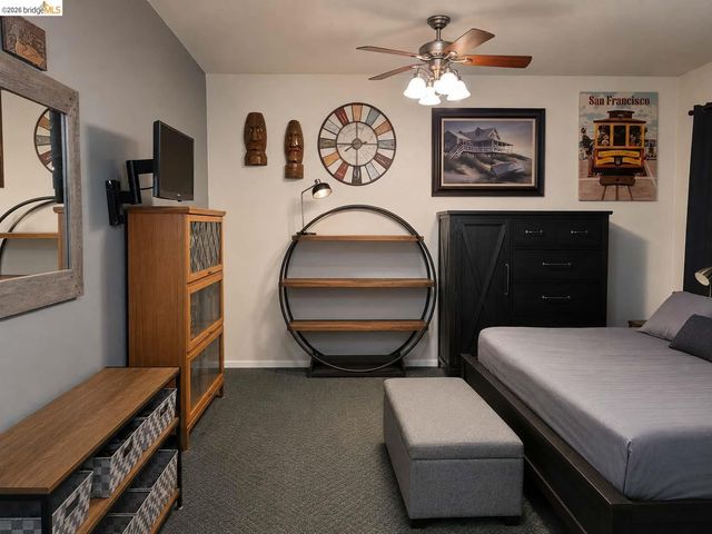 2607 Glow Rd, Riverbank, CA 95367