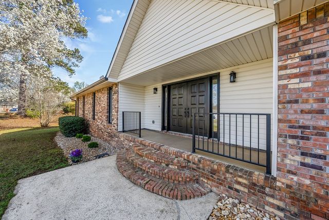 3814 Brookwood Circle, Phenix City, AL 36867