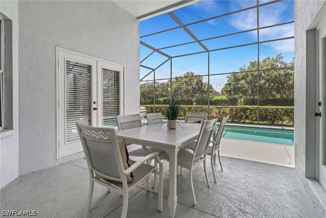 6773 Southern Oak CT, Naples, FL 34109
