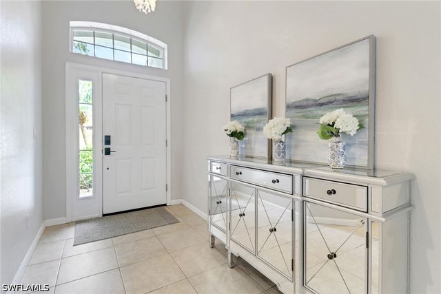 6773 Southern Oak CT, Naples, FL 34109