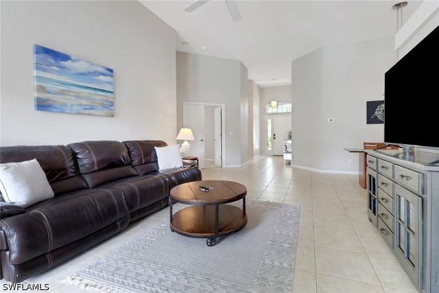 6773 Southern Oak CT, Naples, FL 34109
