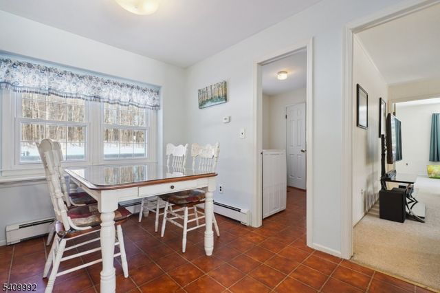 15 Fleming Court, Washington Twp., NJ 07853