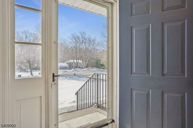 15 Fleming Court, Washington Twp., NJ 07853