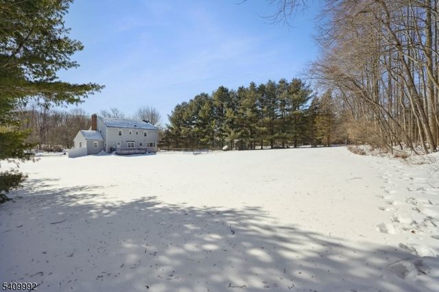 15 Fleming Court, Washington Twp., NJ 07853