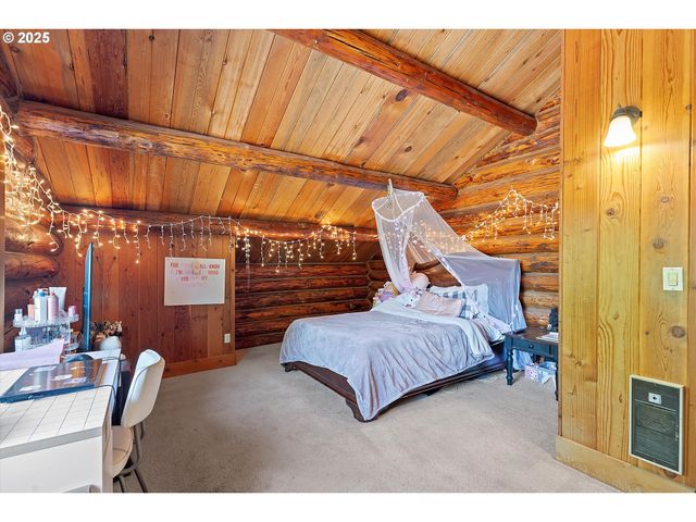 37480 S SAWTELL Rd, Molalla, OR 97038