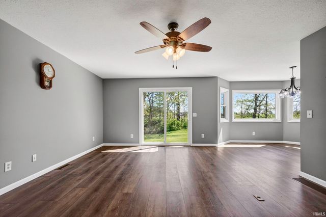 1003 Woodcreek Drive, Ossian, IN 46777