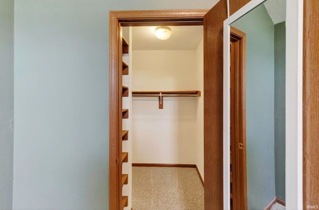 1003 Woodcreek Drive, Ossian, IN 46777