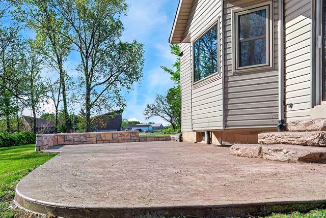 1003 Woodcreek Drive, Ossian, IN 46777