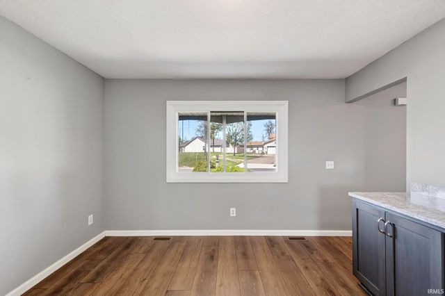 1003 Woodcreek Drive, Ossian, IN 46777