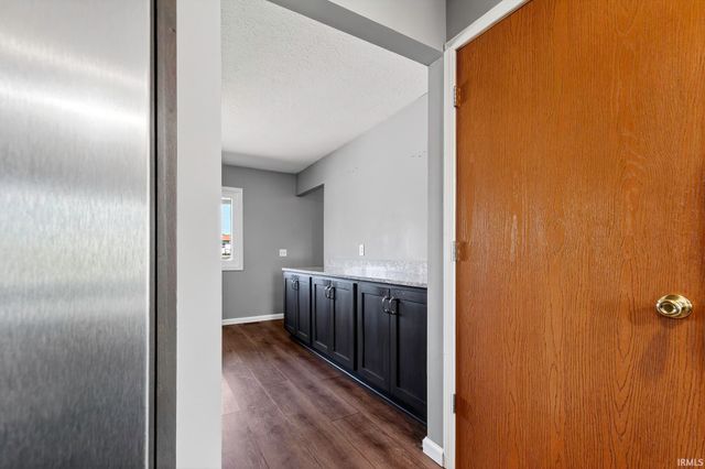 1003 Woodcreek Drive, Ossian, IN 46777