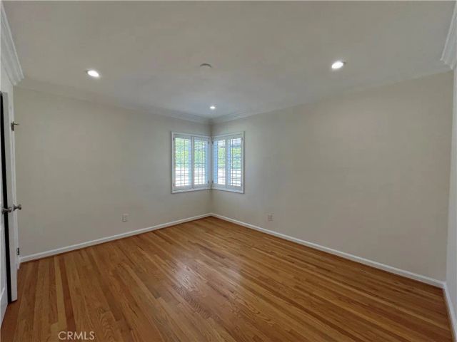 15483 Dickens Street, Sherman Oaks, CA 91403