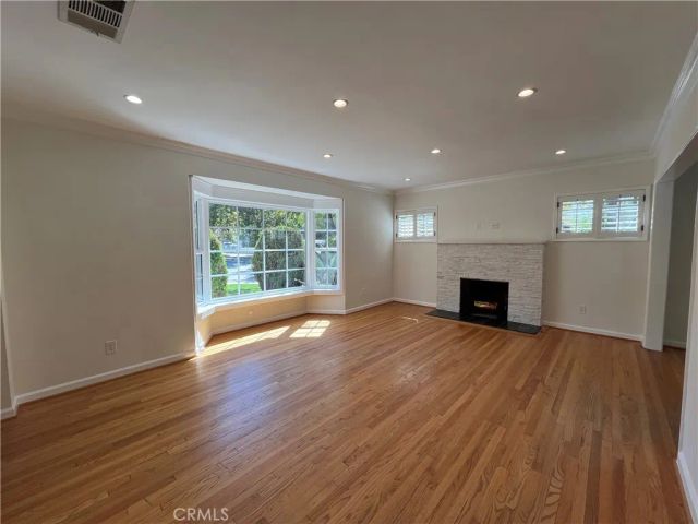 15483 Dickens Street, Sherman Oaks, CA 91403