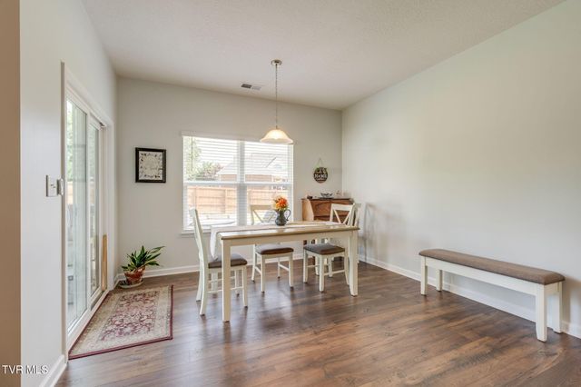 6854 Wildlife Circle, Piney Flats, TN 37686