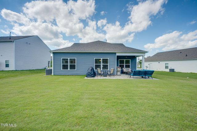 6854 Wildlife Circle, Piney Flats, TN 37686