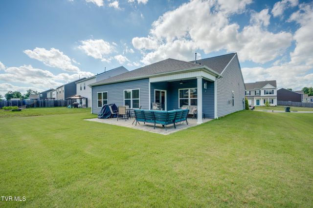 6854 Wildlife Circle, Piney Flats, TN 37686
