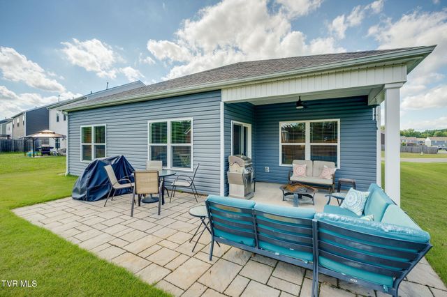 6854 Wildlife Circle, Piney Flats, TN 37686