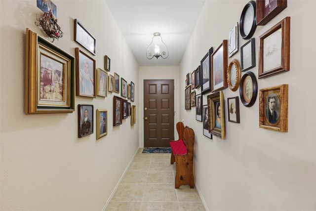 777 Wildwood Trail, Weatherford, TX 76085