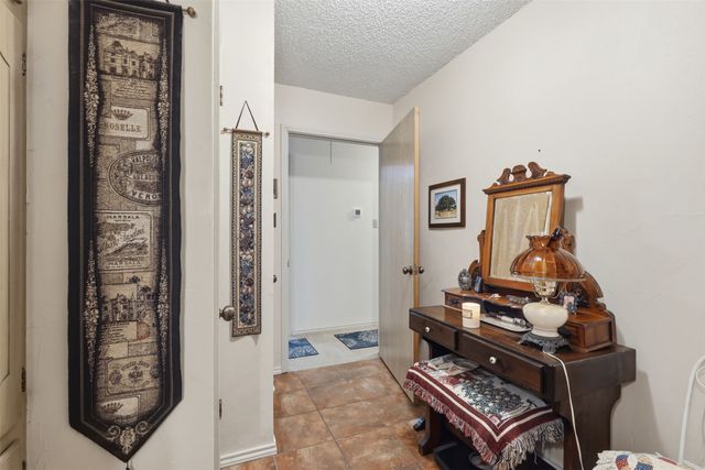 777 Wildwood Trail, Weatherford, TX 76085