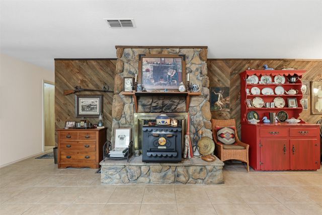 777 Wildwood Trail, Weatherford, TX 76085
