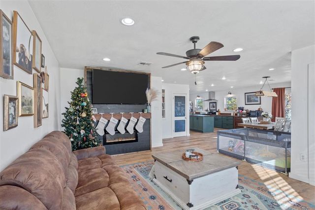 104 Garden Street, Sulphur, LA 70663