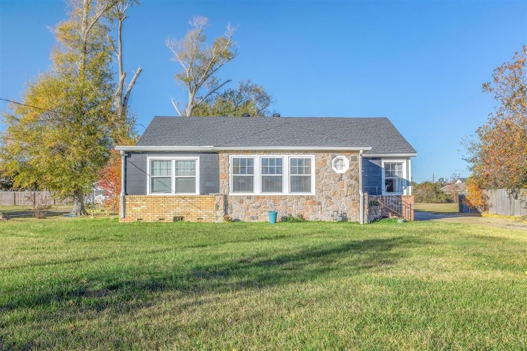 104 Garden Street, Sulphur, LA 70663