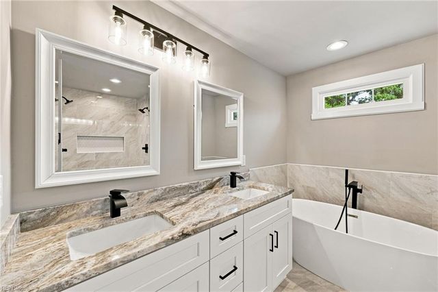 24 Langston BLVD A, Hampton, VA 23666