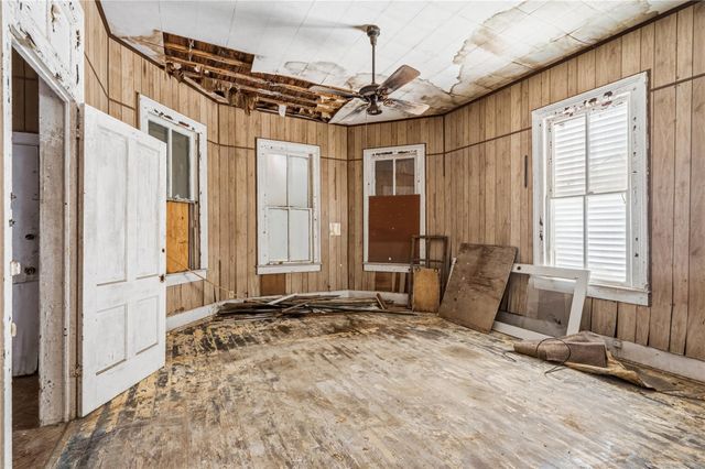 414 14th Street, Galveston, TX 77550