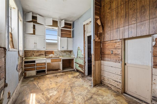 414 14th Street, Galveston, TX 77550
