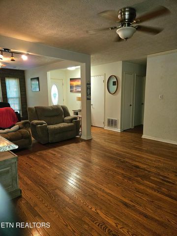 200 Sweet Lane, Clinton, TN 37716