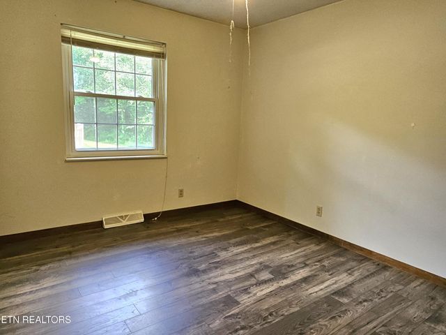 200 Sweet Lane, Clinton, TN 37716