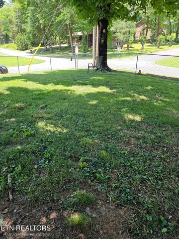 200 Sweet Lane, Clinton, TN 37716