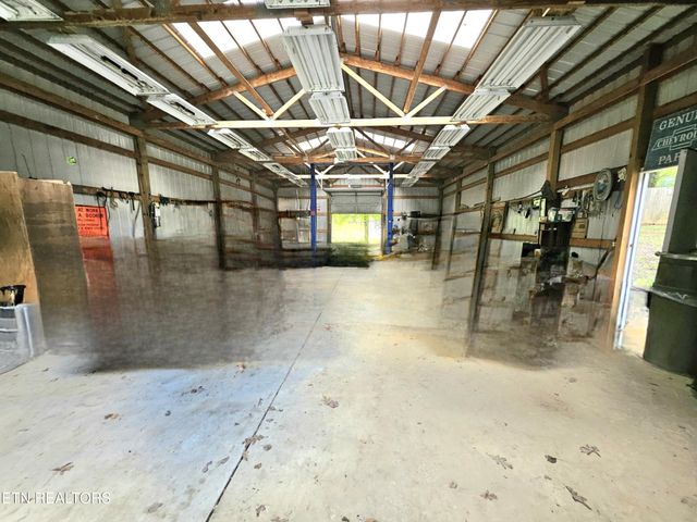 200 Sweet Lane, Clinton, TN 37716