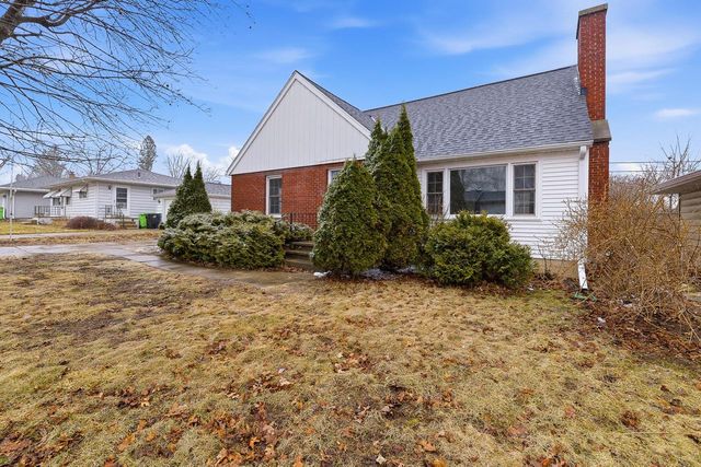 242 Wisconsin STREET, Mayville, WI 53050