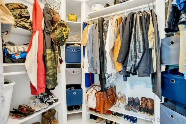 1635 Portola Ave, Spring Valley, CA 91977