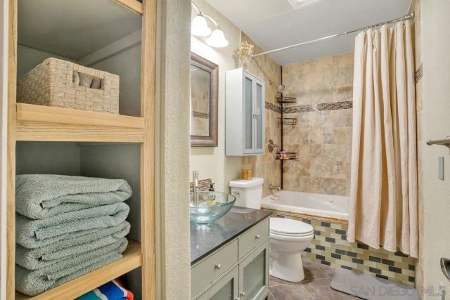 1635 Portola Ave, Spring Valley, CA 91977