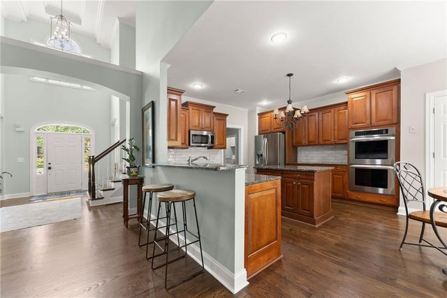 5620 Battle Ridge Drive, Flowery Branch, GA 30542