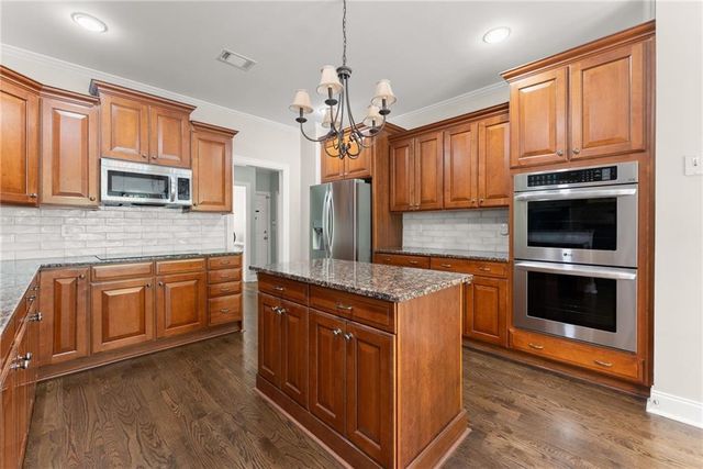 5620 Battle Ridge Drive, Flowery Branch, GA 30542
