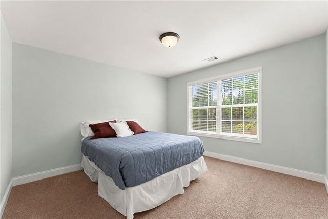 5620 Battle Ridge Drive, Flowery Branch, GA 30542