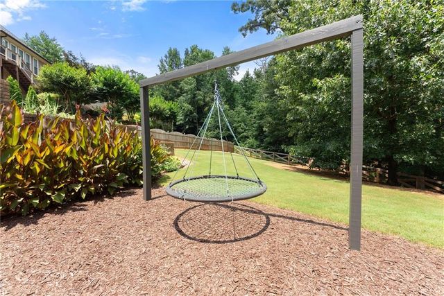 5620 Battle Ridge Drive, Flowery Branch, GA 30542