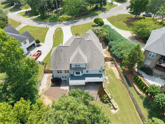 5620 Battle Ridge Drive, Flowery Branch, GA 30542
