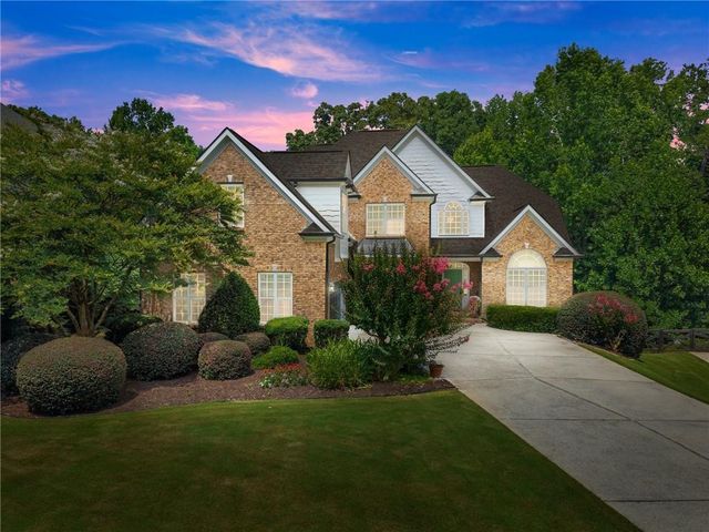 5620 Battle Ridge Drive, Flowery Branch, GA 30542