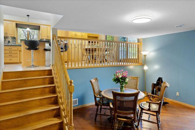 25647 Gustavus Court, Wyoming, MN 55092