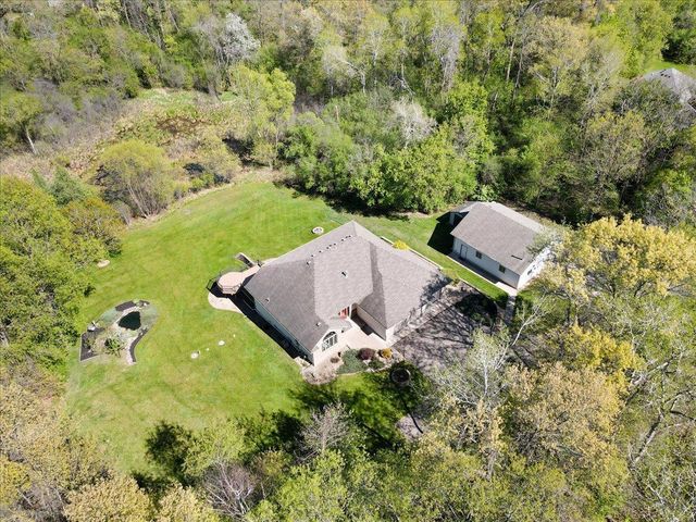 25647 Gustavus Court, Wyoming, MN 55092