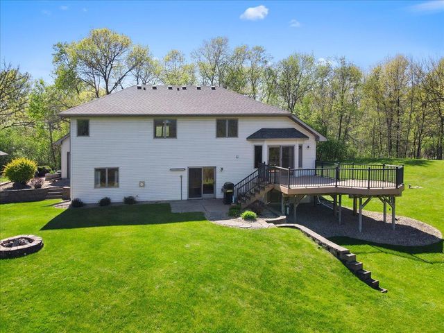 25647 Gustavus Court, Wyoming, MN 55092